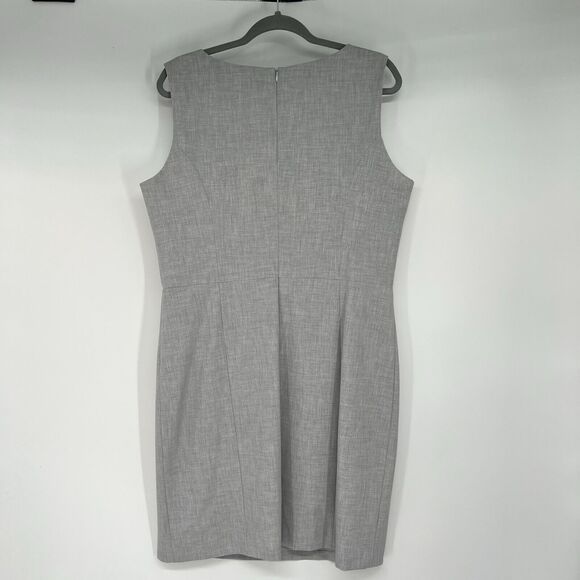 NWT Of Mercer Sterling Sheath Dress 14 Light Grey Split Neck Sleeveless 3038D - Picture 2 of 9